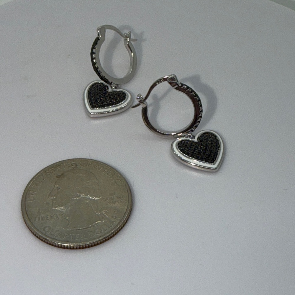Elegant Black spinel pave stones heart shaped hoop earrings